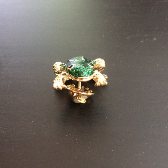 Frog Pin - Picture 5 of 5